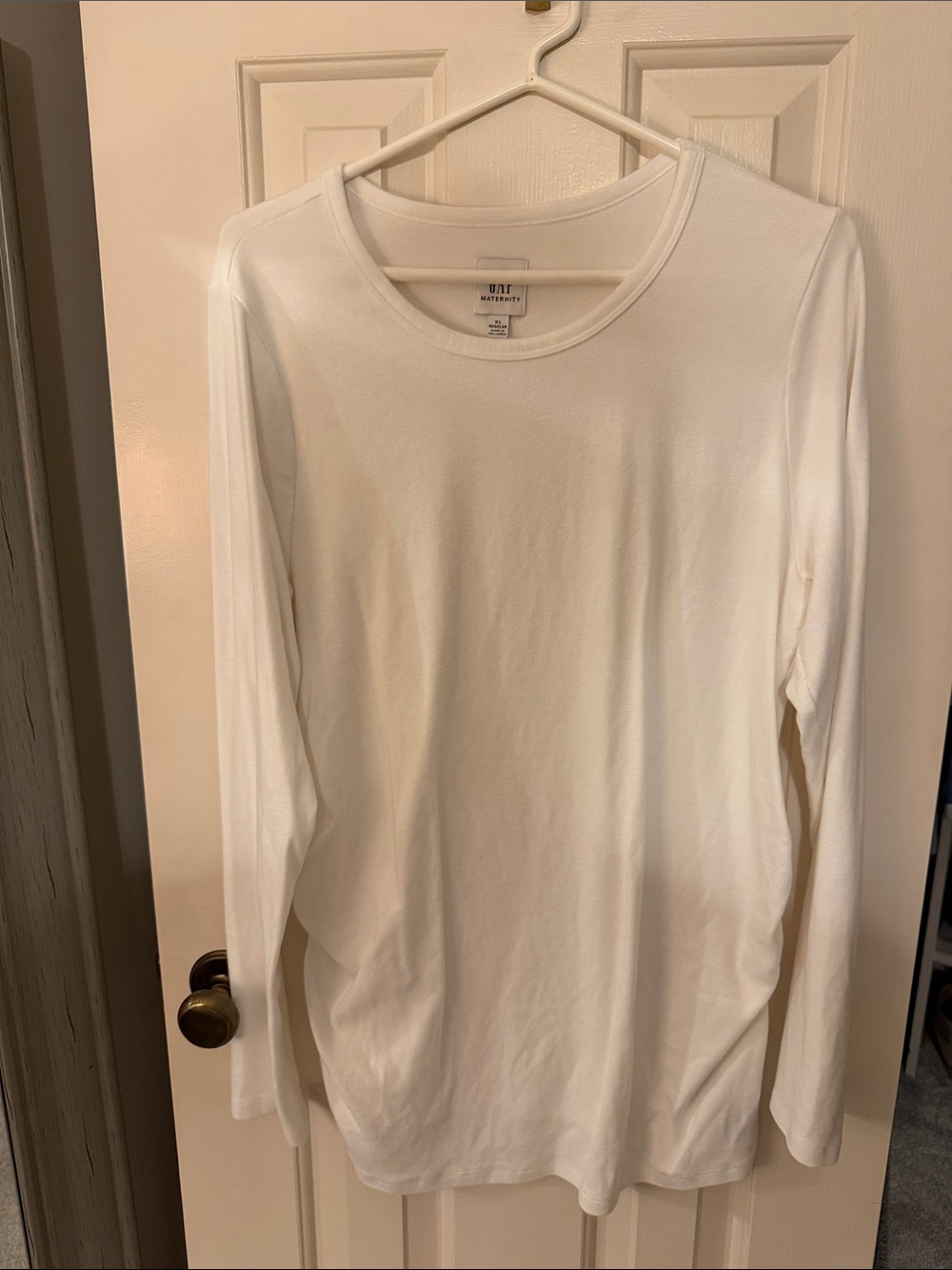 Gap Maternity Women’s Long-Sleeve Crewneck Top - White